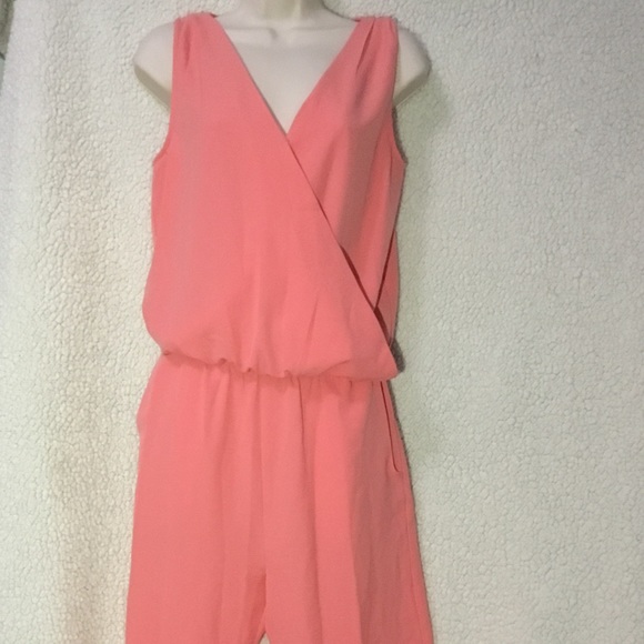 Romeo & Juliet Couture Coral Medium Jumpsuit - Picture 4 of 17